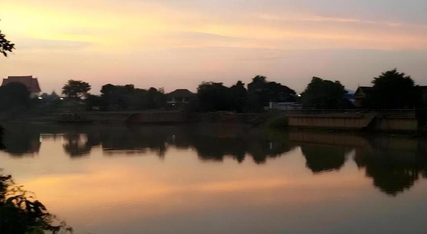 Jidapa Resort Phra Nakhon Si Ayutthaya Exterior foto